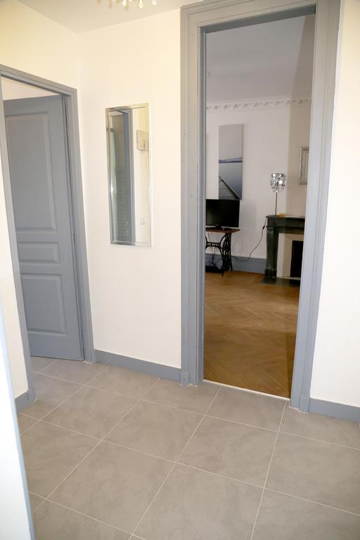 Bourgeois Apartment